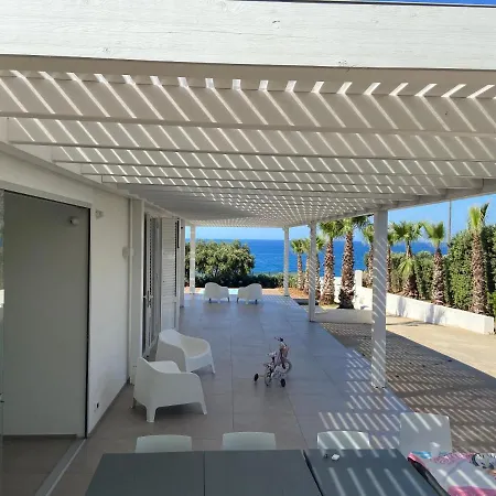 Villa Baia Di Guidaloca *